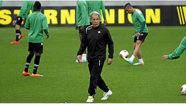 Eduardo Anzarda habló sobre la llegada de Gallardo al fútbol de Arabia Saudita.