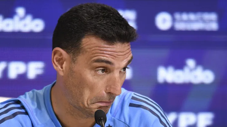 Scaloni prepara la alineación ante Uruguay.