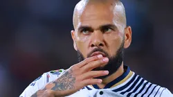 Dani Alves enfrentará un juicio con cargos por abuso sexual