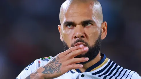 Dani Alves enfrentará un juicio con cargos por abuso sexual