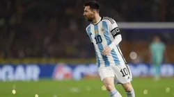 Lionel Messi, jugando para la Selección Argentina en la Bombonera.