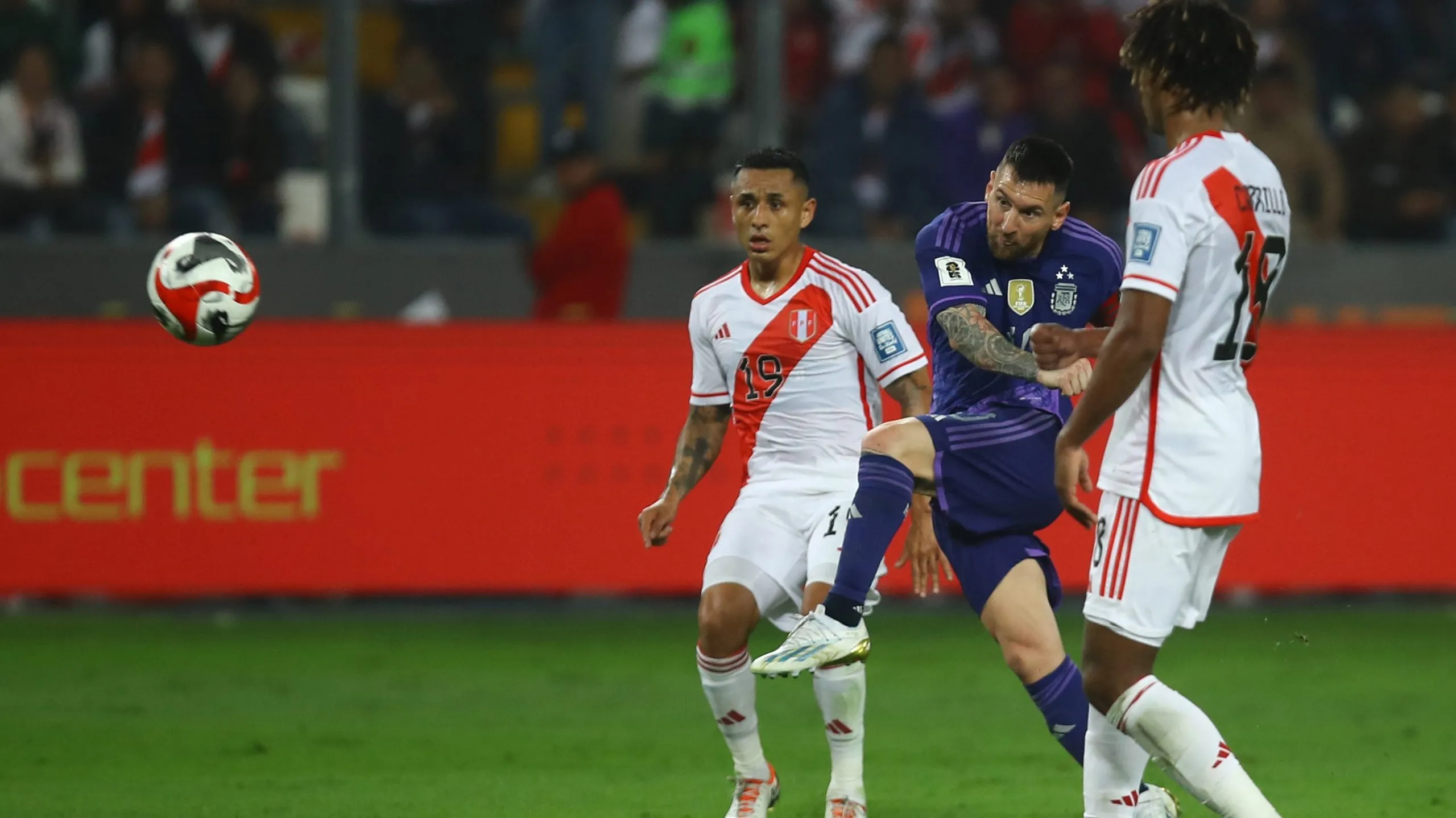 Lionel Messi, con los dos goles que le marcó a Perú en octubre, llegó a los 106 tantos con la Selección Argentina. Está a 21 de Cristiano Ronaldo. Getty Images.