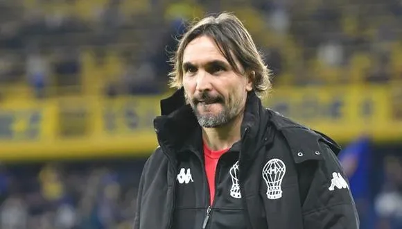 Diego Martinez, el entrenador que es del gusto de Riquelme.