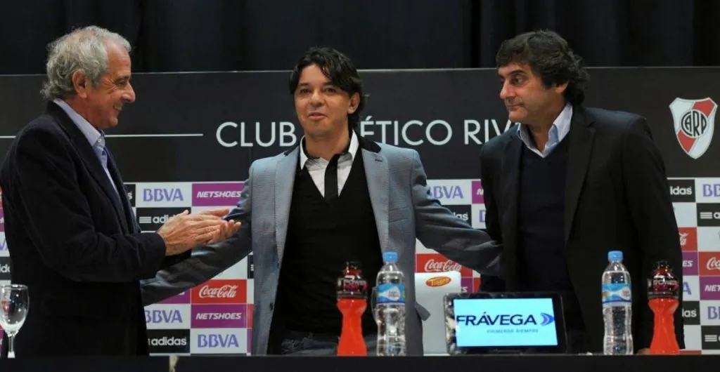 La presentación de Gallardo como DT, en 2014.