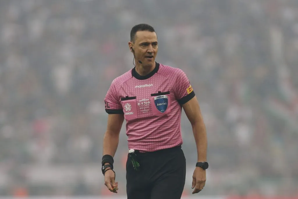 Roldán, el árbitro de Argentina vs. Uruguay. (Foto: Getty)