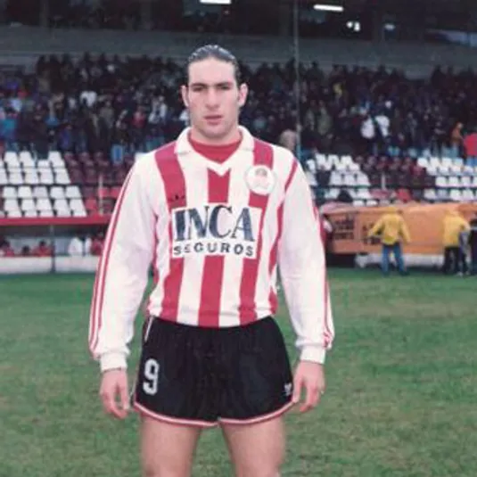 Con 18 años, Martín Palermo saltaba a la primera&nbsp;división&nbsp;del Club Estudiantes de La Plata.