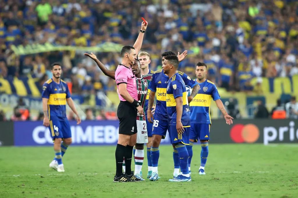 Fabra, señalado tras su expulsión ante Fluminense. (Foto: Getty Images)