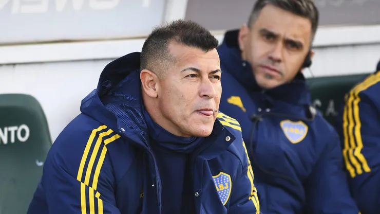 Maxi Velázquez, ayudante de campo de Jorge Almirón, contó por qué renunciaron a sus cargos en Boca. Getty Images.