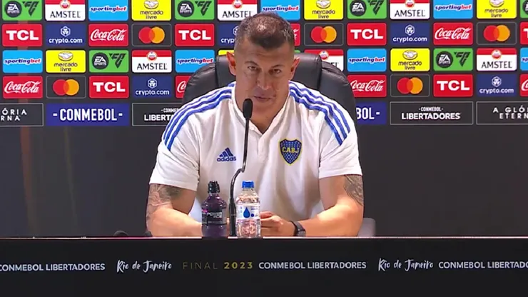 Almirón habló sobre su futuro.