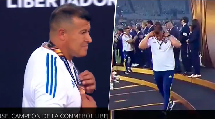 Almirón en la ceremonia de premiación.