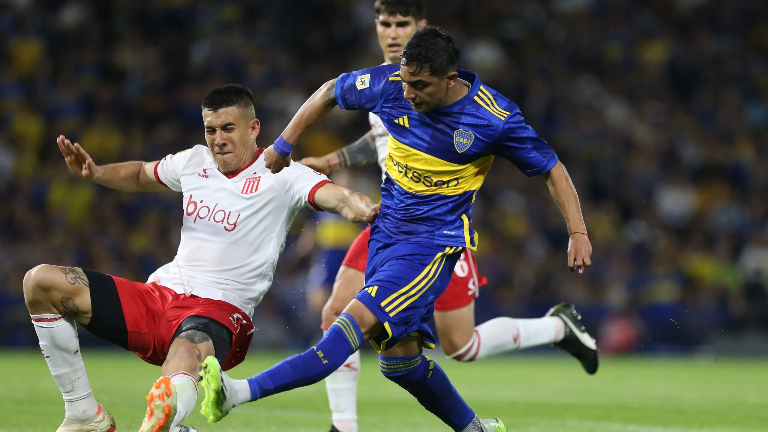 Langoni sumó minutos ante Racing y Estudiantes.