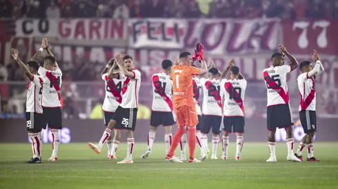 Armani fue duramente castigado por los hinchas de River en la despedida de Enzo Pérez