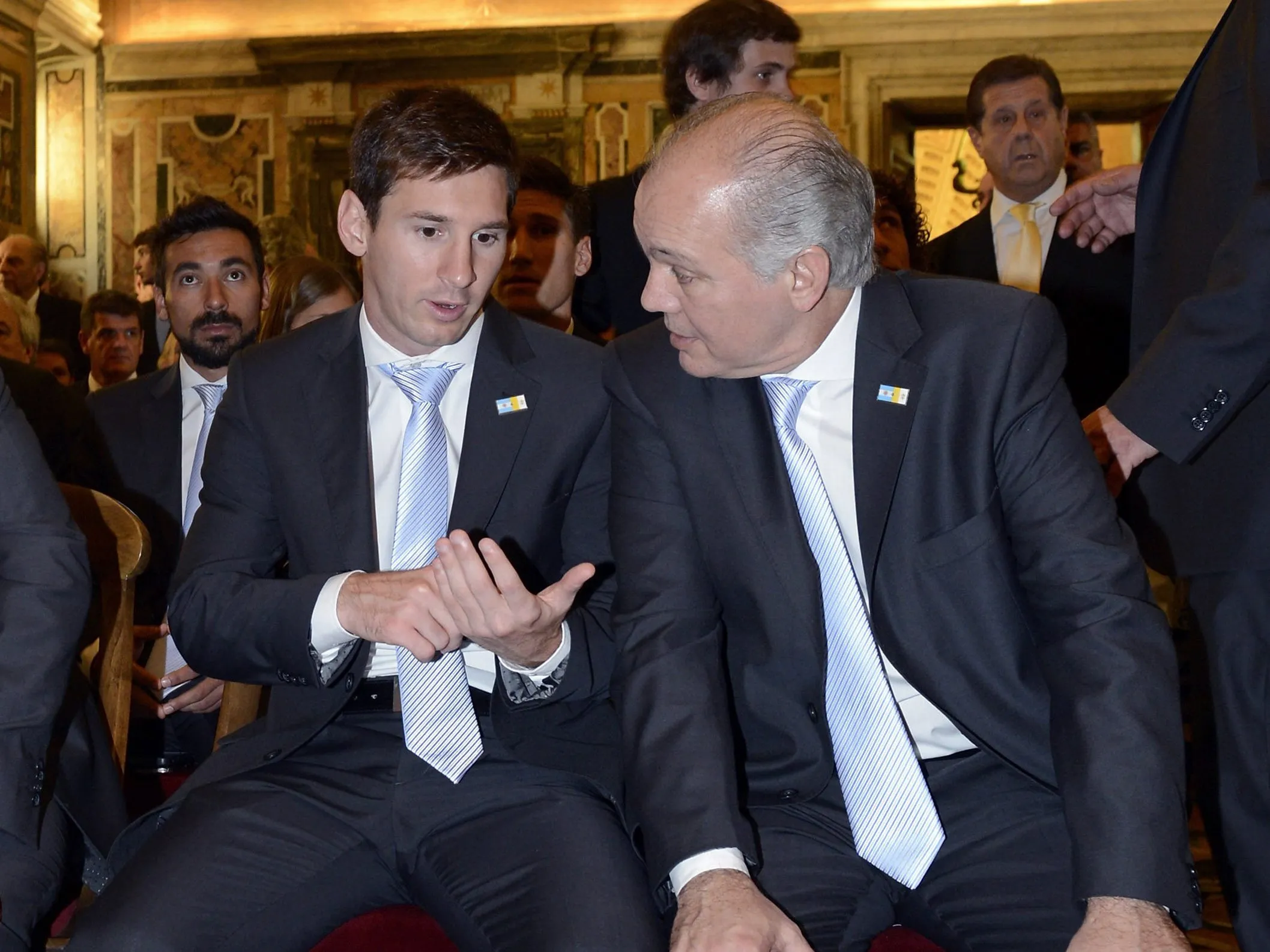 Sabella y Messi en una visita al Vaticano. Foto: Getty Images.