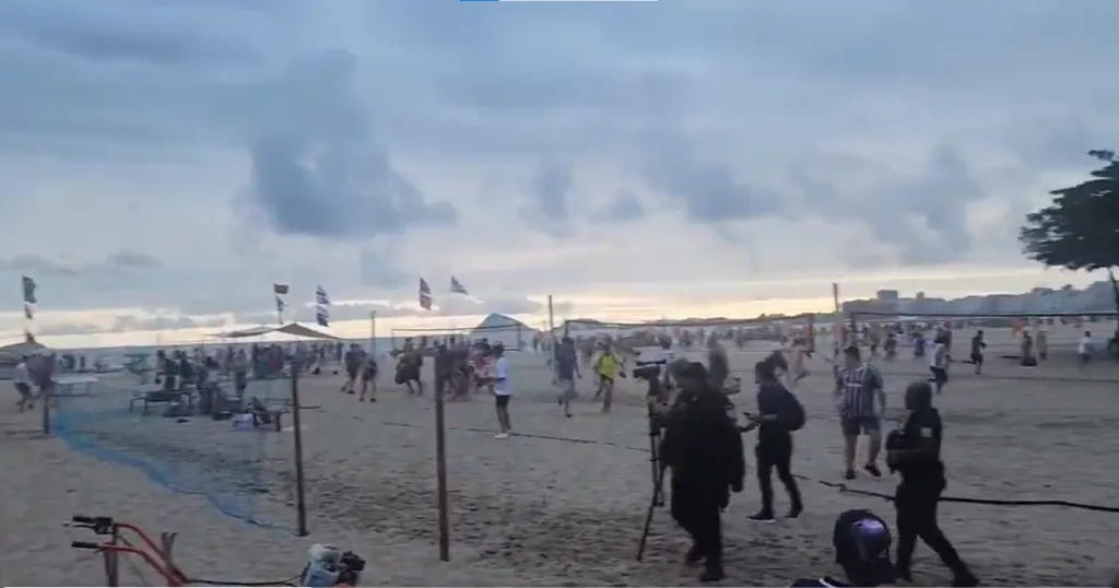 Pelea entre los hinchas de Fluminense y Boca a dos días de la final de la Copa Libertadores.