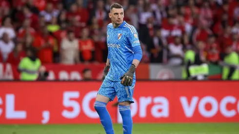 Franco Armani podría haber hecho algo más ante Talleres.