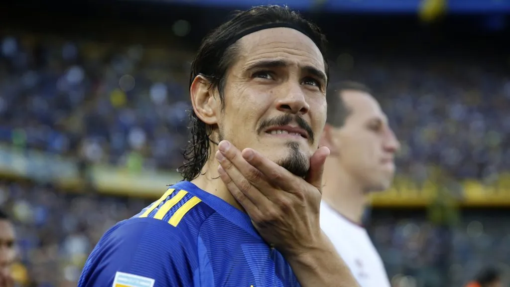 Edinson Cavani hará dupla de ataque con su compatriota Miguel Merentiel.