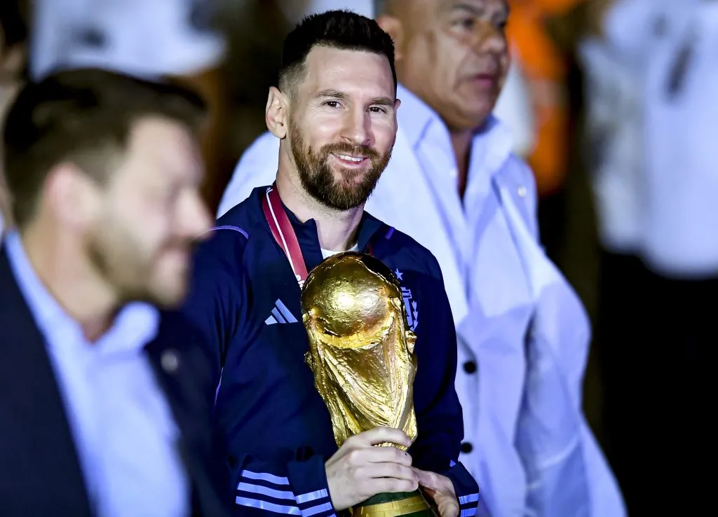 Con 35 años, Lionel Messi se coronó campeón mundial por primera vez en su carrera.