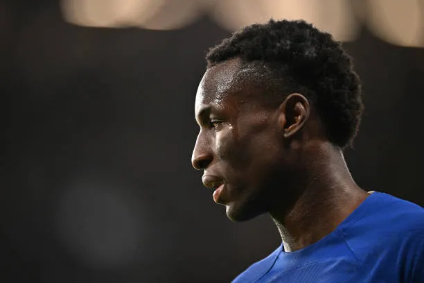 Nicolas Jackson no ha tenido el mejor inicio en el Chelsea (Photo by Mike Hewitt/Getty Images)