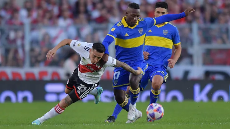 Luis Advíncula forma parte del equipo ideal de América en el 2023.
