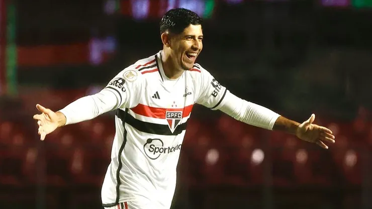 Alan Franco, defensor de Sao Paulo de Brasil.