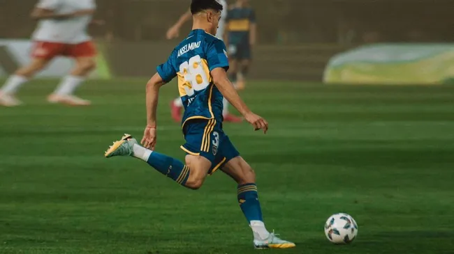 Anselmino ya debutó en la primera de Boca y se espera que tenga más minutos en 2024.