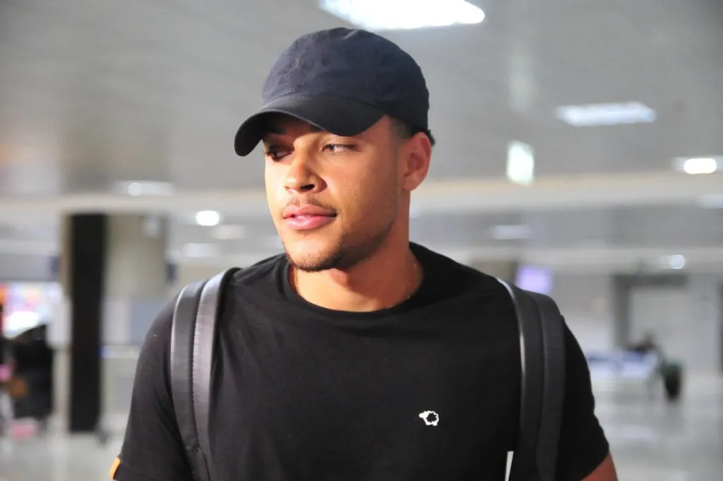 Vítor Roque en el aeropuerto, rumbo a Barcelona.