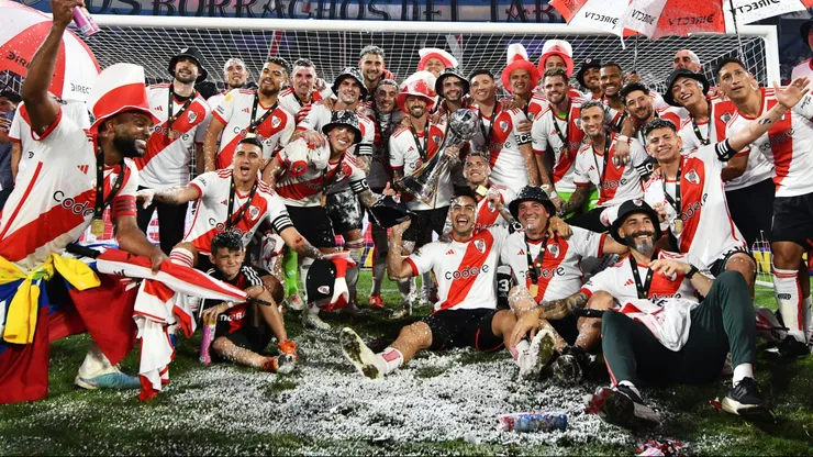 River celebra el Trofeo de Campeones.