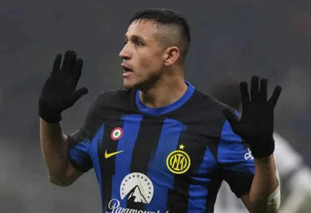 Alexis Sánchez no suma muchos minutos esta temporada en el Inter (Photo by Emilio Andreoli/Getty Images)