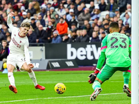 Garnacho, criticado tras errar una chance clara en la derrota del United: "Se duerme..."
