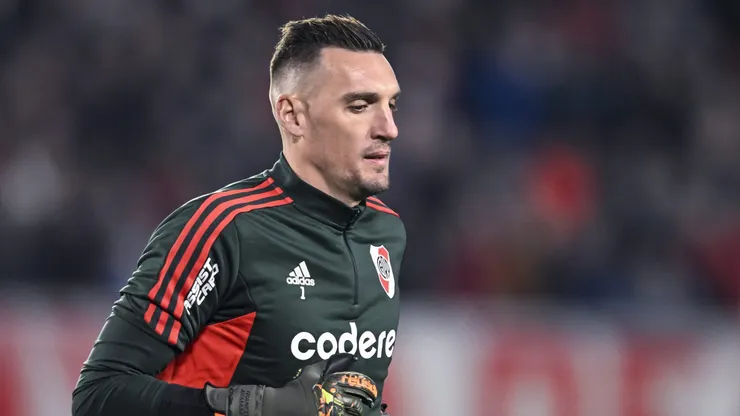 Armani confirmó que se queda en River