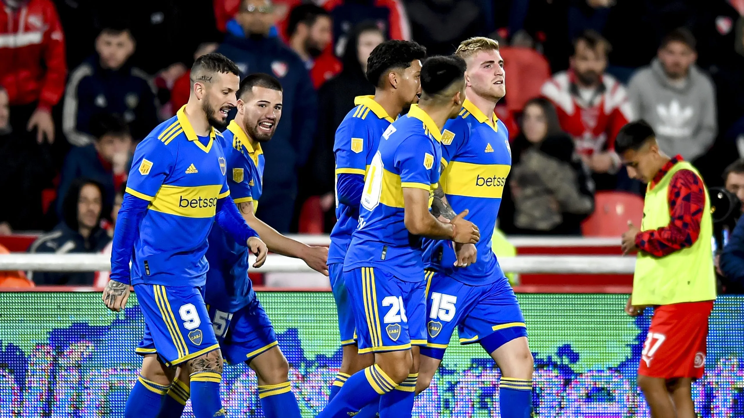 Valentini celebra su único gol en Boca, ante Independiente