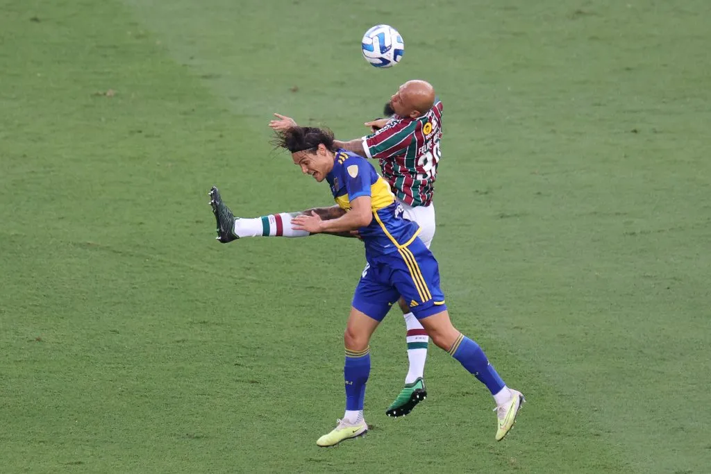 Felipe Melo y Cavani en la final de la CONMEBOL Libertadores. (Foto: Getty Images)