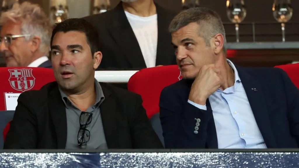 Deco, director deportivo de Barcelona, a la izquierda (IMAGO / NurPhoto).