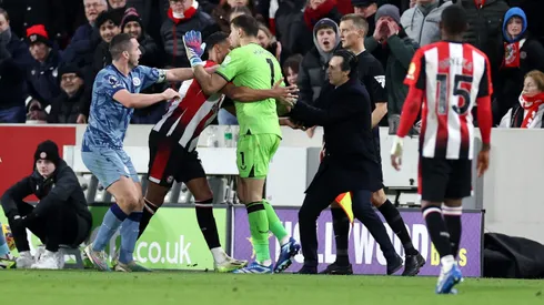 Picante: el posteo de Dibu Martínez tras el cruce con Maupay