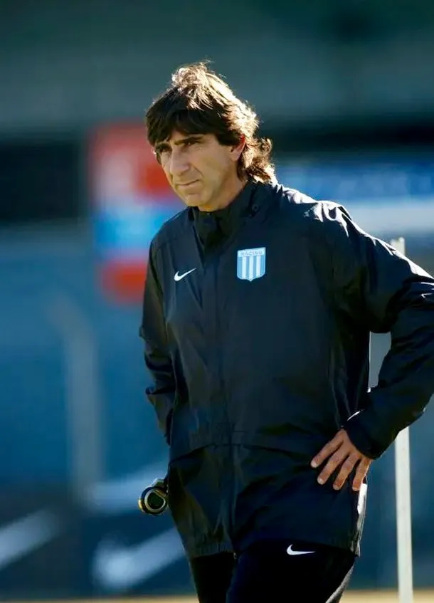 Gustavo Costas durante su segundo paso por Racing, en 2007. (Prensa Racing)