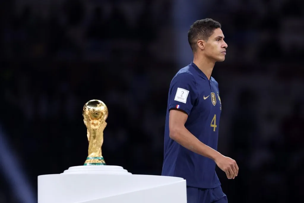 A sus 30 años, Varane le dijo adiós a la selección. (Foto: Getty Images)