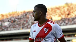 Salomón Rondón con la camiseta de River.