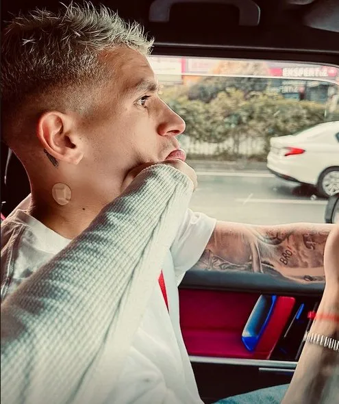 La foto que comprueba el romance entre Torreira y la actriz Devrim Ozkan (Instagram @devrimozkan).