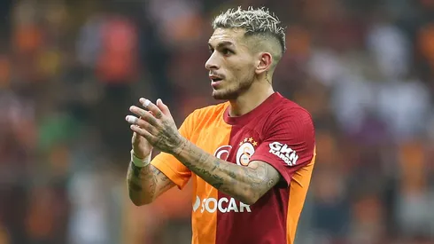 Lucas Torreira coqueteó con la chance de jugar en Boca. (Getty Images)