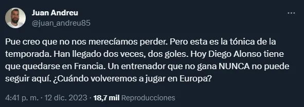 Piden por la salida de Diego Alonso en Sevilla.