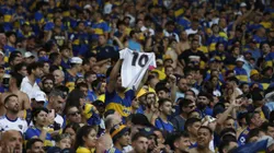 Los hinchas de Boca se preparan para votar.