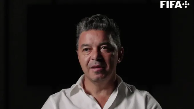 Marcelo Gallardo en la entrevista con FIFA+.