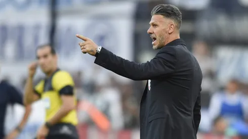 Martín Demichelis delinea el once de River.