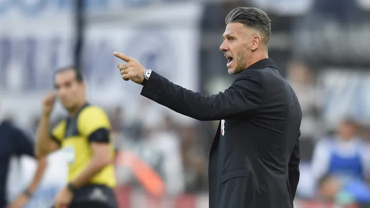 Martín Demichelis delinea el once de River.