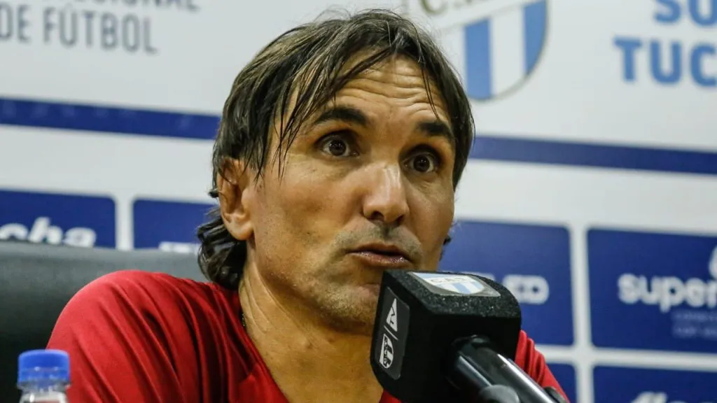 Diego Martínez se fue de Huracán para dirigir a Boca. (Prensa Huracán)