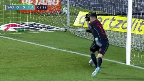 VIDEO | El blooper de Rossi que paralizó a los hinchas de Flamengo