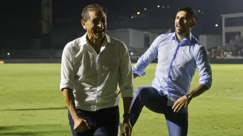 El DT fue ovacionado tras la salvación de Vasco.