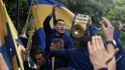 El candidato a presidente de Boca acompañó a los hinchas en la manifestación por la suspensión de las elecciones.