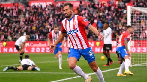 Stuani fue decisivo para que Girona siga en lo más alto de LaLiga de España.