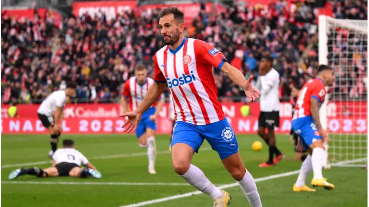 Stuani fue decisivo para que Girona siga en lo más alto de LaLiga de España.